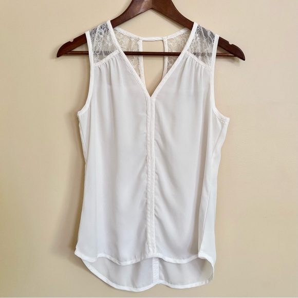 Banana Republic| Beautiful Ivory White Sleeveless Lace Lightweight Blouse Sz S - Picture 2 of 8